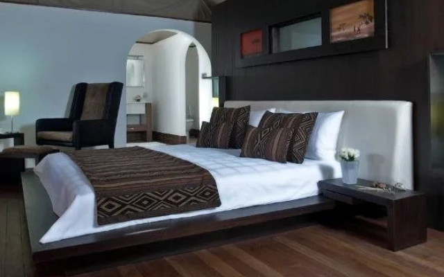Ngerende Island Lodge