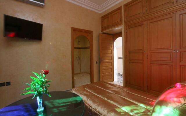 Отель Riad Zaki Марокко, Марракеш - отзывы, цены и фото номеров - забронировать отель Riad Zaki онлайн вид на фасад