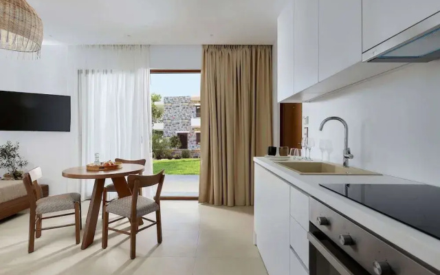 Volta Suites and Villas