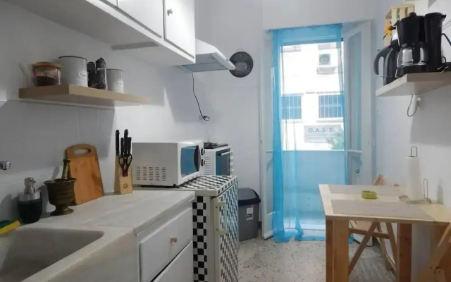 2 Bed Flat - Sleeps 4 - Pets - Parking - Wifi