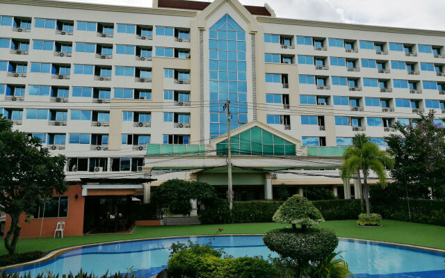 Jomtien Garden Hotel & Resort вид на фасад