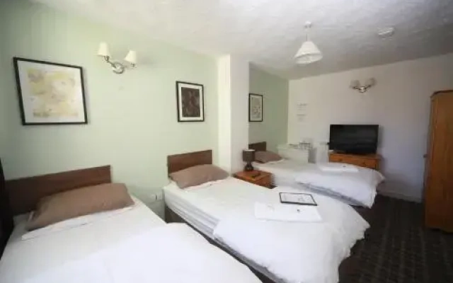 No 10 Guesthouse