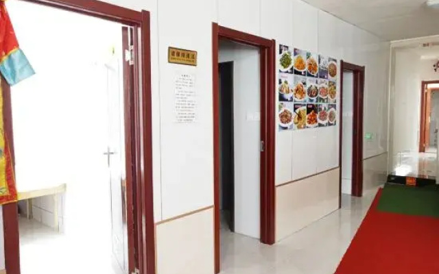 Xuexiang Zhaolaoer Family Hotel(雪乡赵老二家庭旅馆)