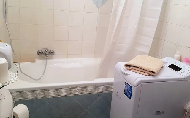Close to Franklin College and Lugano Center