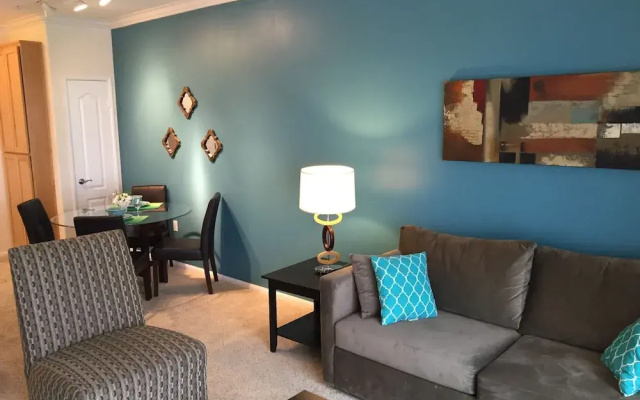 Sunshine Suites at 616 St. Paul