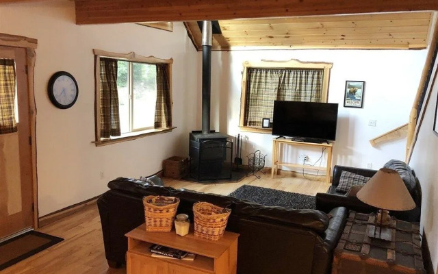 Bear Hideaway