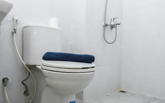 Cozy Living Studio Patraland Urbano Apartment Near Bekasi Station
