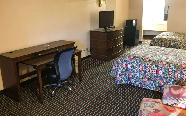 Magnuson Hotel Marietta