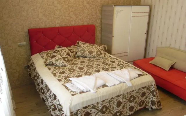 Dedeli Deluxe Hotel