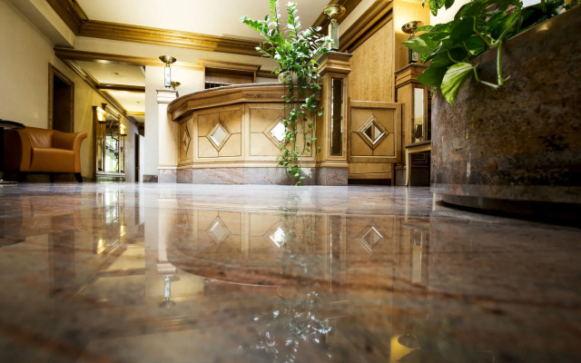 Hotel Adler