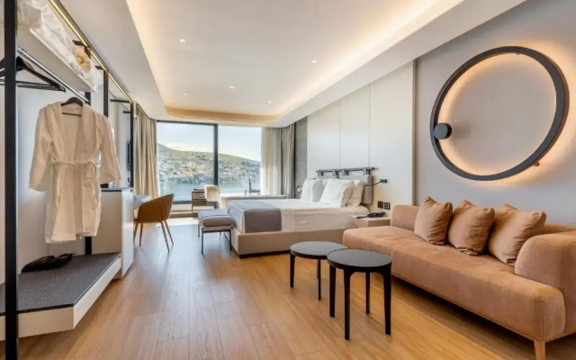 Al Yacht Premium Hotel Saranda