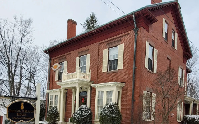 The Jeremiah Mason House B & B