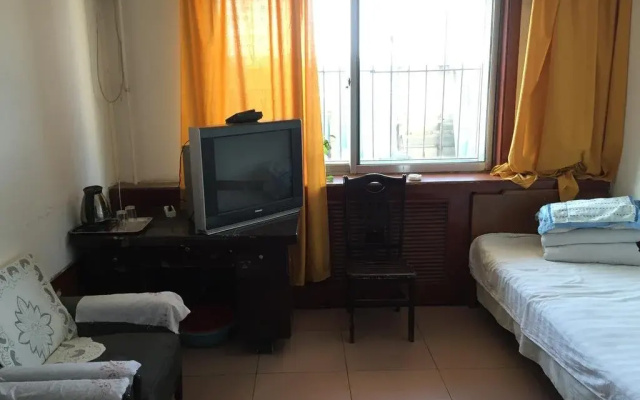 Baotou Qimao Inn