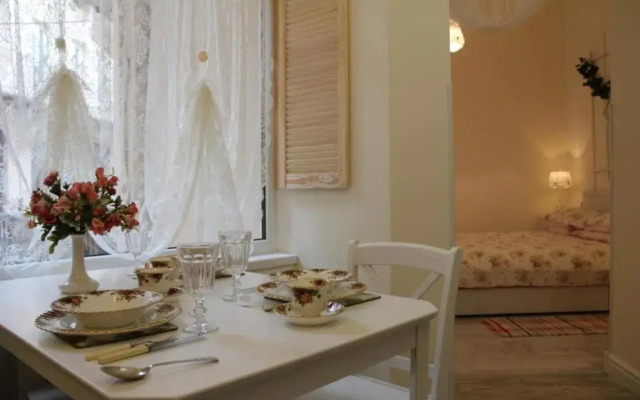Romantic apartment near Opera with Air-conditioning