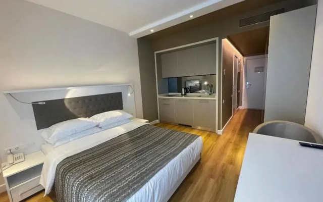 Leo Group Luxury Apartment 18-32 Alliance Palace