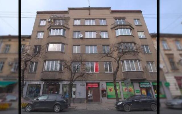 Lviv Euro hostel вид на фасад