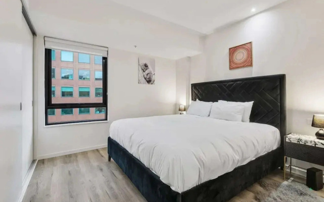 Central Southbank 1-bed Apartment
