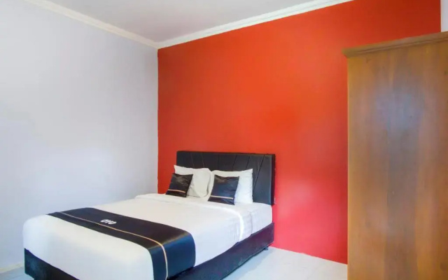 OYO Life 3301 Pondok Eyang Obi