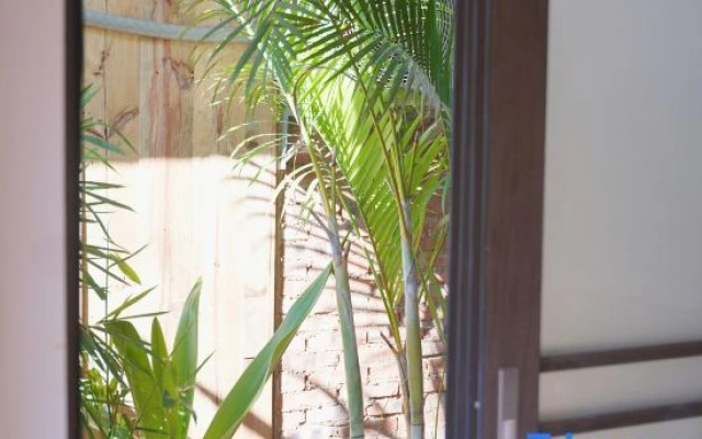 Man ya bamboo budding inn