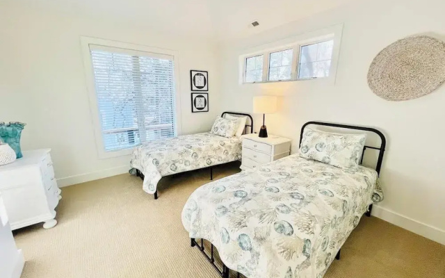 Columbia Avenue 48