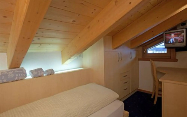 Hotel "La Suisse"
