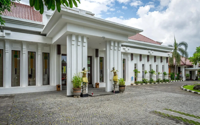 Inna Bali Heritage Hotel