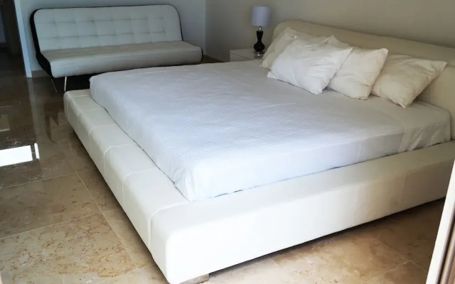 Bahia Principe Vacation Rentals - Quetzal Two-Bedroom Apts