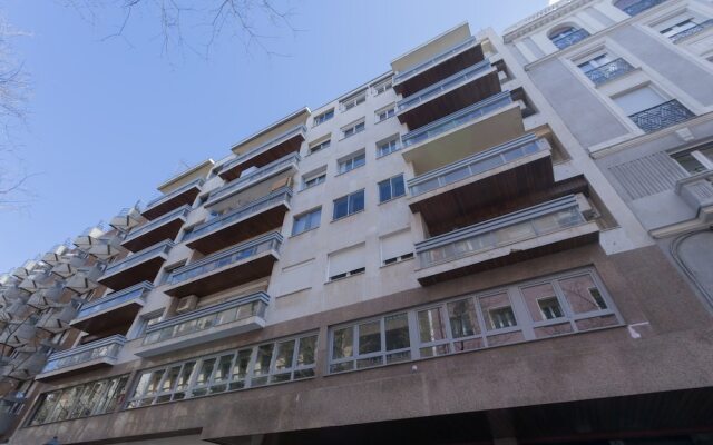 Отель Apartamento Luxury II вид на фасад