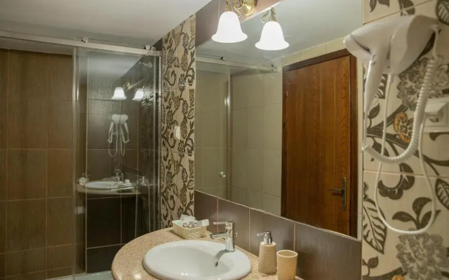 Kyrani Guesthouse