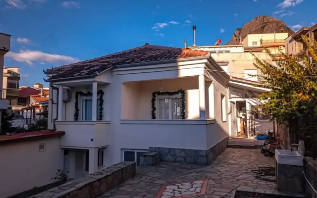 NF Meteors Residence