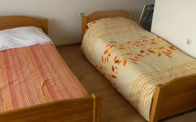 Apartments Karoca