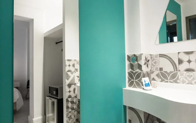 Blue Bottle Boutique Hotel