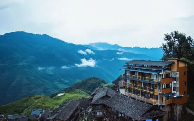 Longsheng Qishanyue Homestay (Qixing Banyue Viewing Platform)