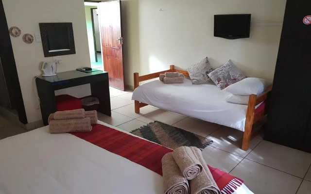 360 Eastwoods Guesthouse