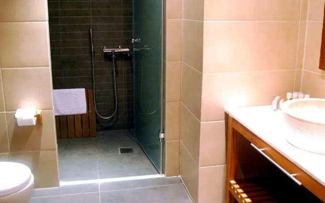 Astrolabe Hotel