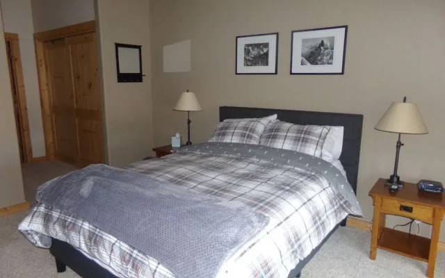 Anemone Townhome 3 Bed 3 Bath