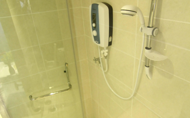 Sunbow Hotel Residency