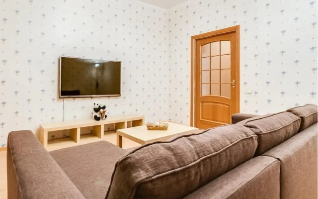 Apartment on Leninskiy 159