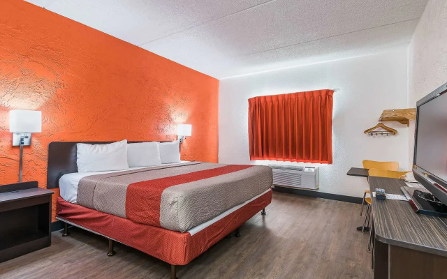 Motel 6 Bridgeview, IL