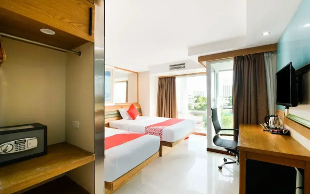 D Day Resotel Pattaya by OYO Rooms