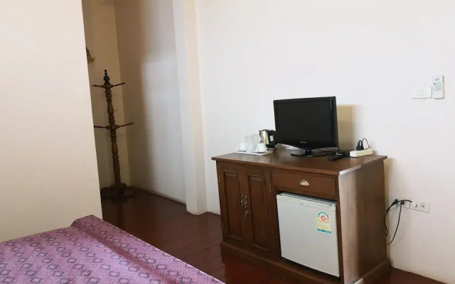 Keerawan House Rim Khong