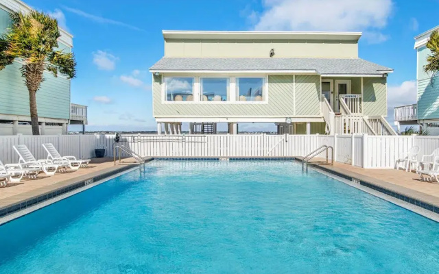 Boardwalk Townhomes #17A by Southern Vacation Rentals