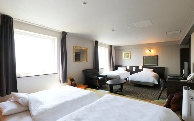 Spring Sunny Hotel Nagoya Tokoname Station