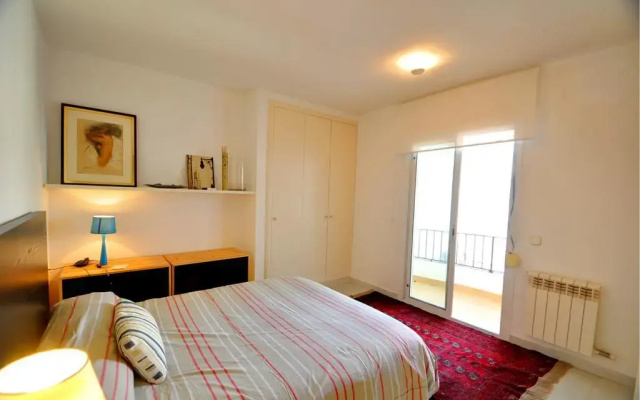 Renovated old town-house
