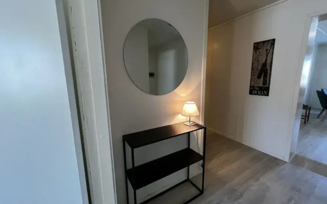 Midnattsol Rom Og Hytter