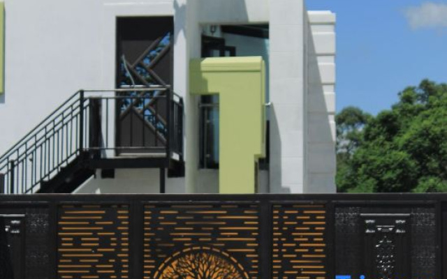 Malkhon Guesthouse