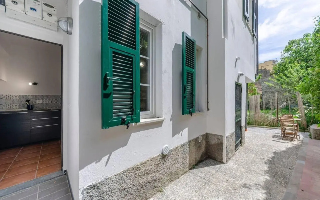 ALTIDO Pretty House in Vernazza Yard Apartment