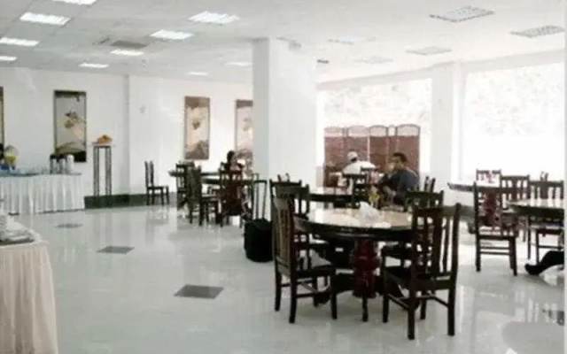 Hala Hotel Apartments