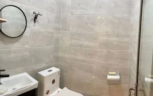 Gaizhou Xingfu Bay Hot Spring Hotel