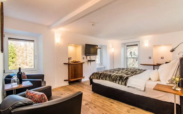 Waldhotel Fletschhorn Private Whole Hotel in Saas-Fee: 360 Alpine Views & Sauna
